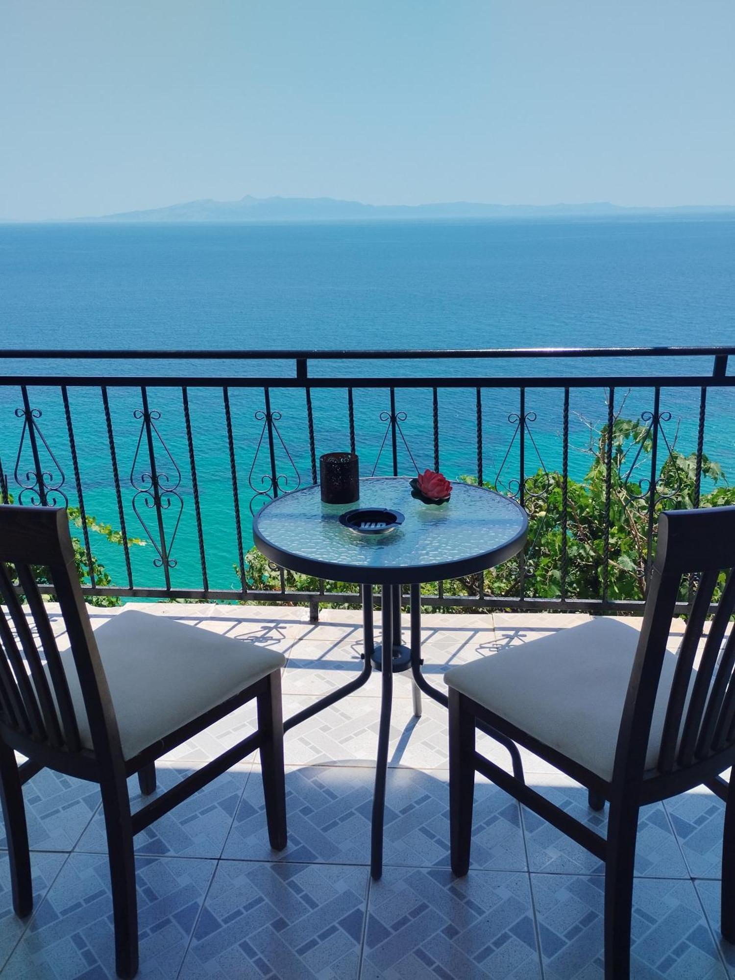 Dim'S Villas Кепаро Екстериор снимка